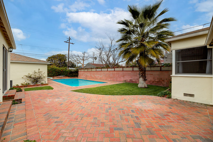 1731 Pier Ave-49
