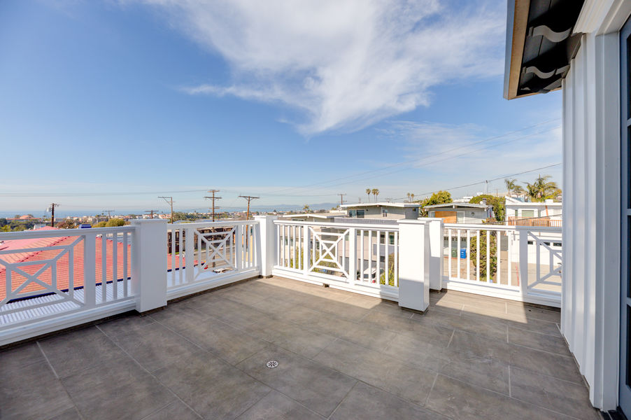 826 18th St-34