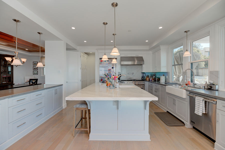826 18th St-53