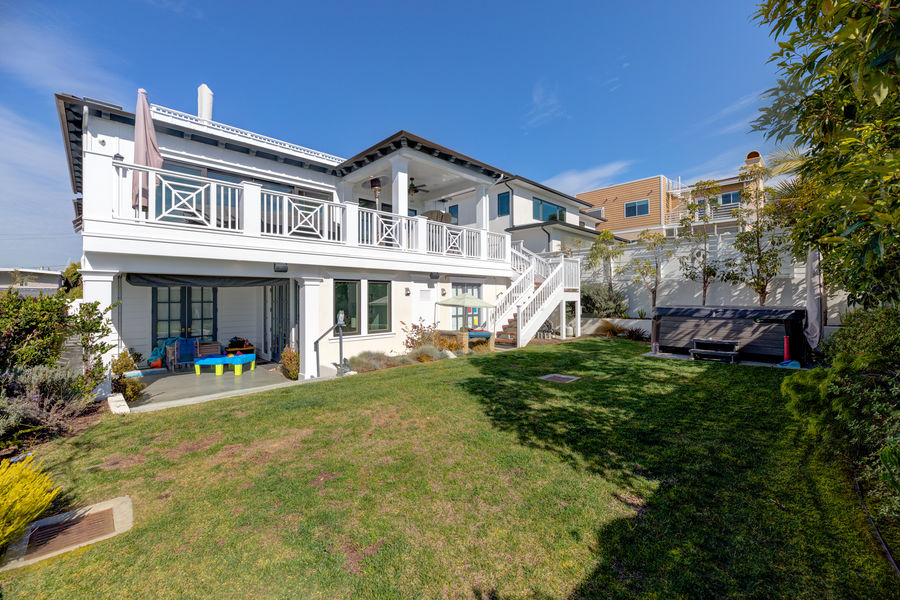 826 18th St-7
