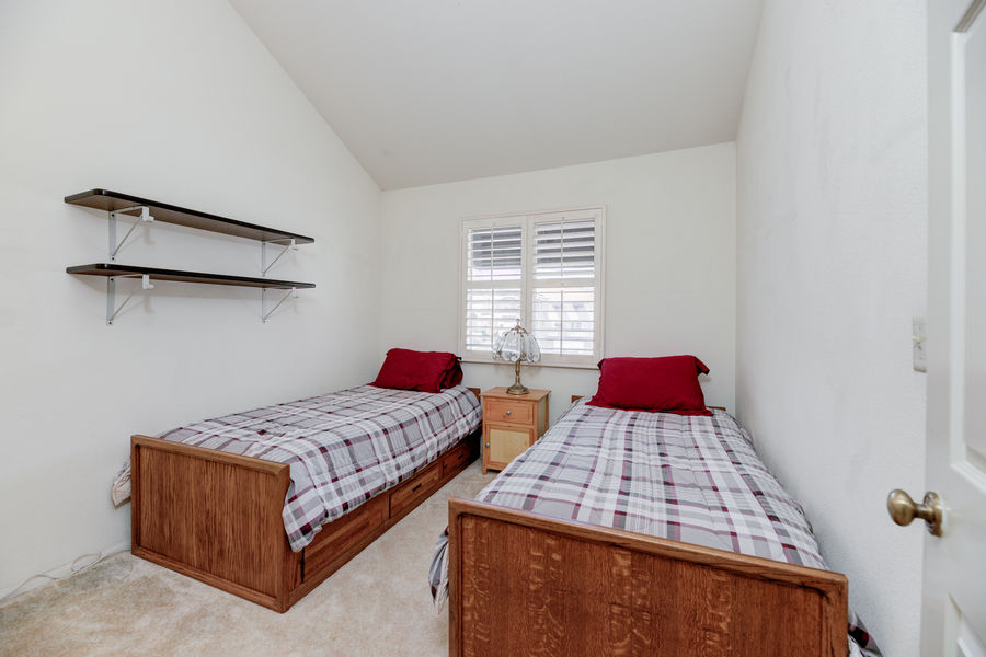 1373 E Grand #B-39