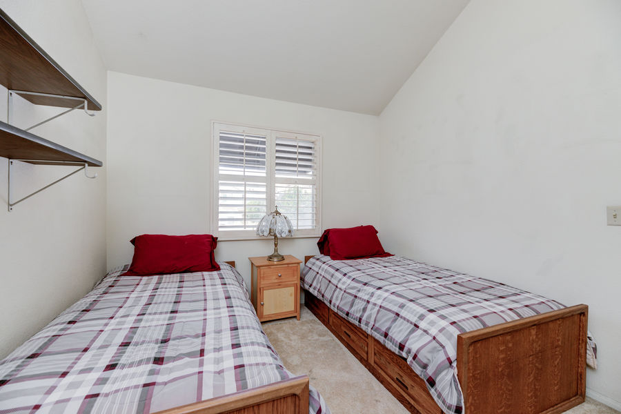 1373 E Grand #B-40