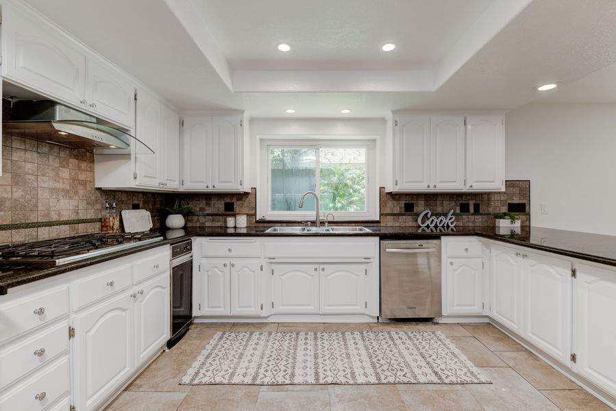 720 W Oak-21