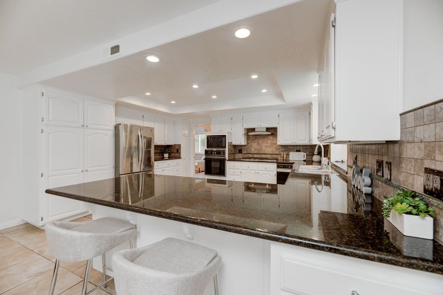 720 W Oak-24