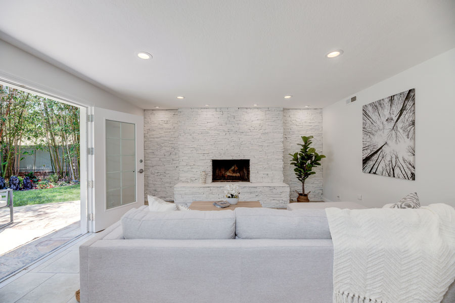 720 W Oak-27