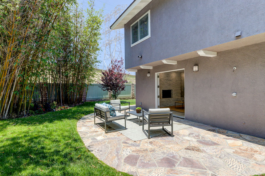 720 W Oak-37