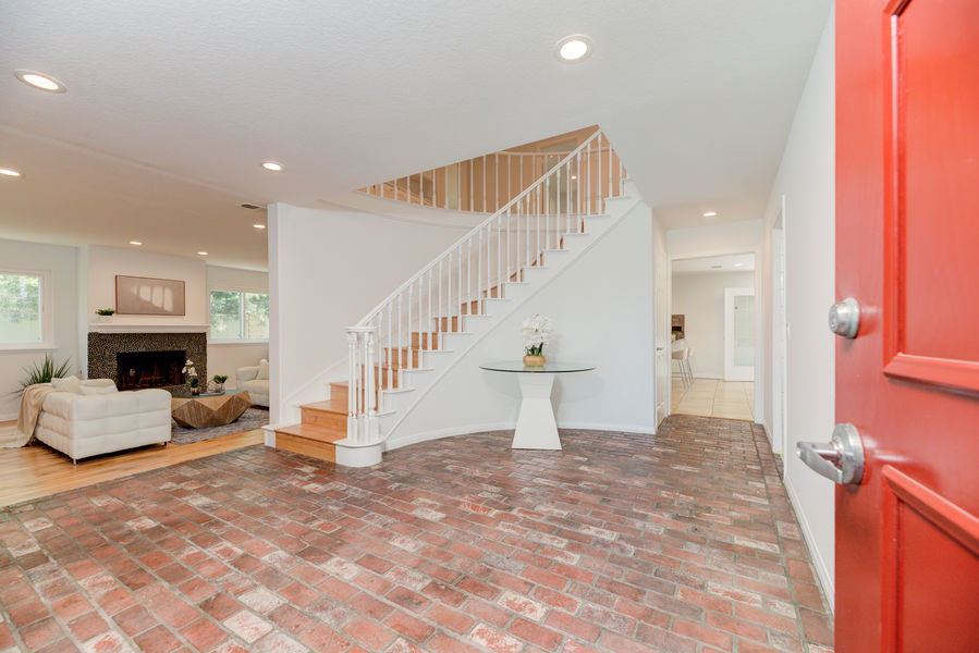 720 W Oak-39