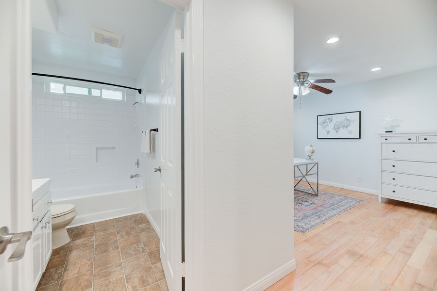 720 W Oak-52