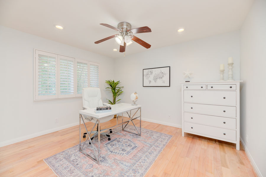 720 W Oak-54