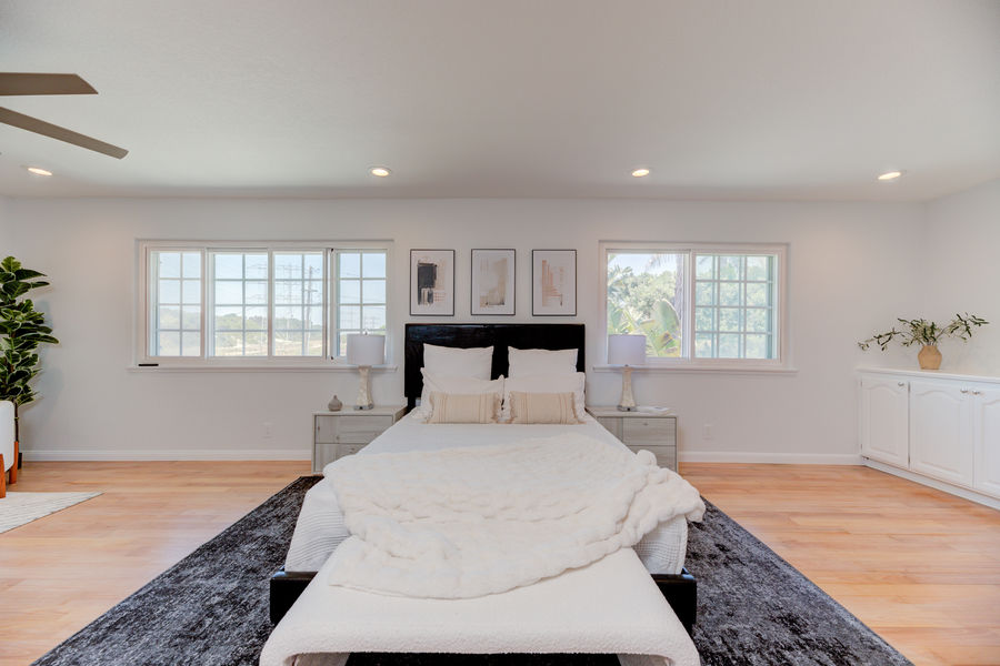720 W Oak-56