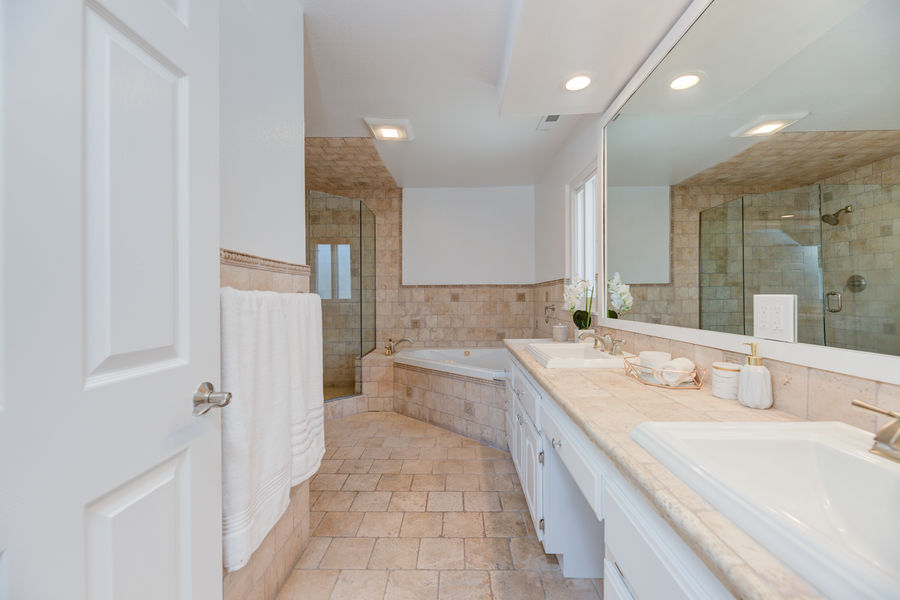 720 W Oak-60