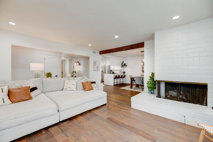 5303 W 141st-10