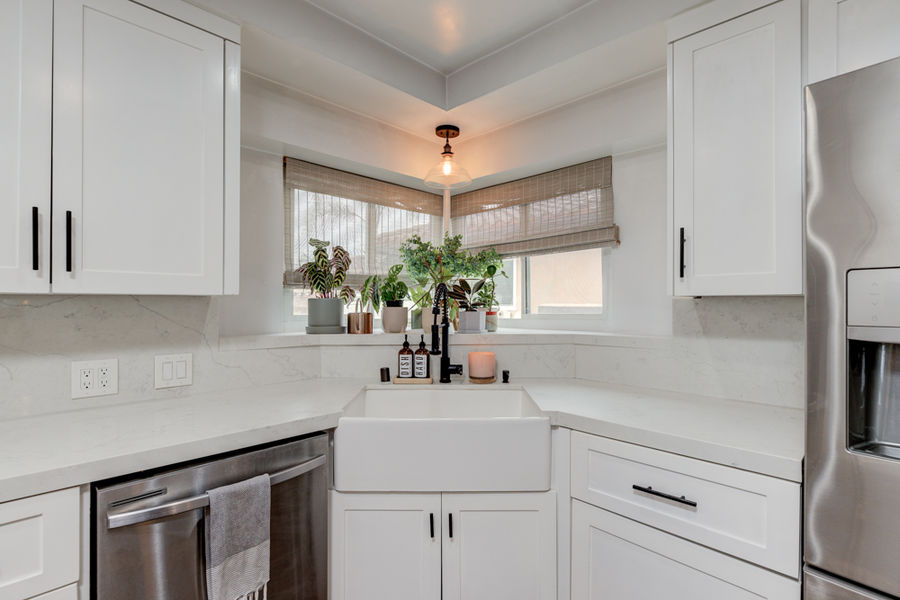 5303 W 141st-25