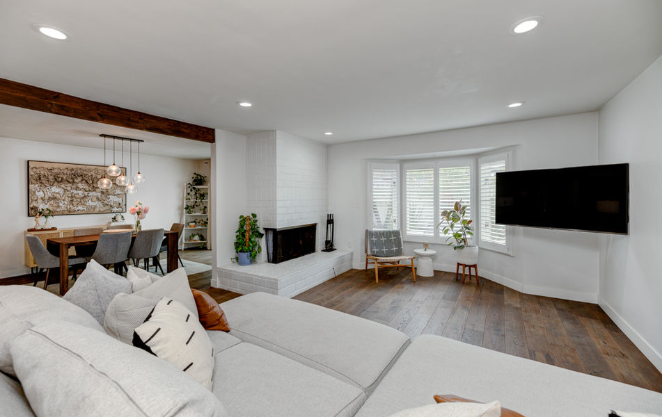 5303 W 141st-5