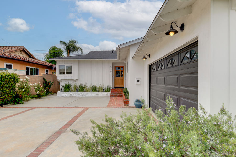 5303 W 141st-57