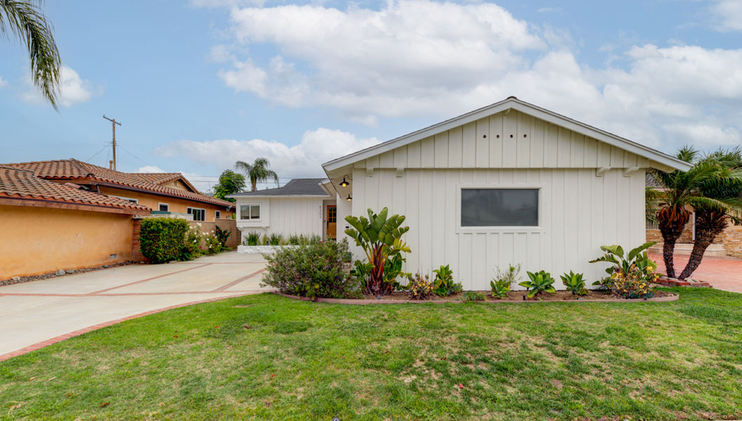 5303 W 141st-58