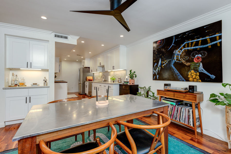 8828 Pershing-14
