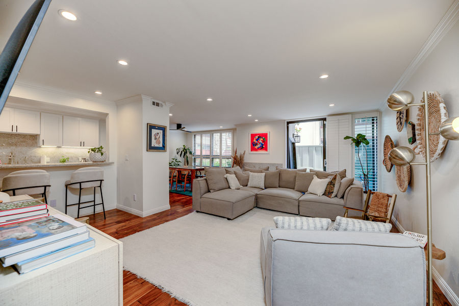 8828 Pershing-2