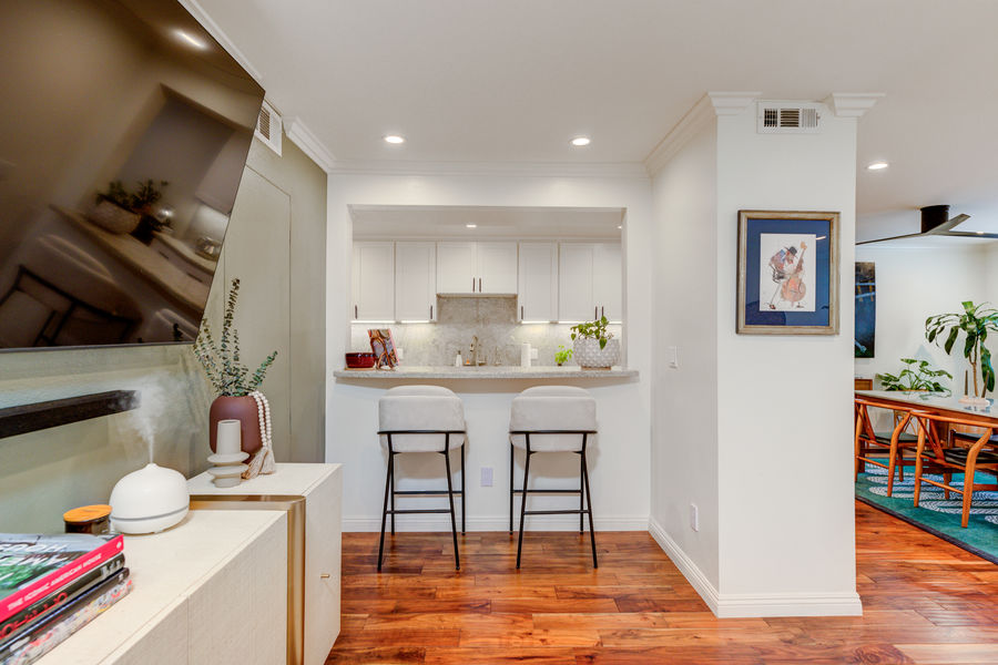 8828 Pershing-5