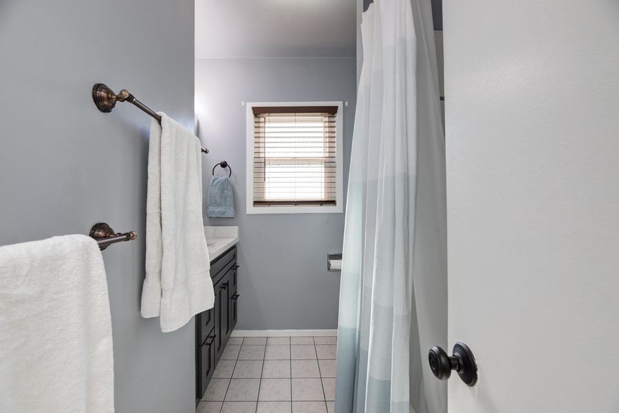 5316 E Carita St-35