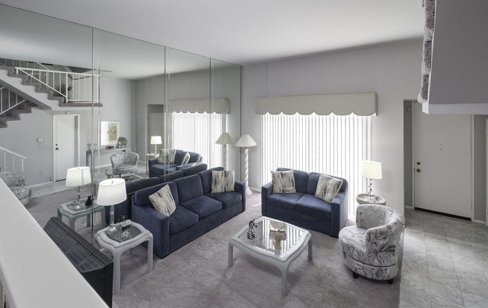 10030 Owensworth-12