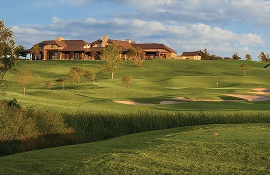 robinson_ranch_-_clubhouse