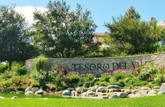 tesor_del_valle_entrance_monument_960-387