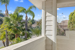 17835 Mayerling St Los Angeles-large-051-068-Mayerling St45-1500x1000-72dpi