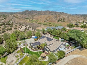 30902 Carmen Dr Santa Clarita-print-004-060-DJI 0183-3000x2247-300dpi