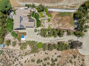 30902 Carmen Dr Santa Clarita-print-009-020-DJI 0202-3000x2247-300dpi