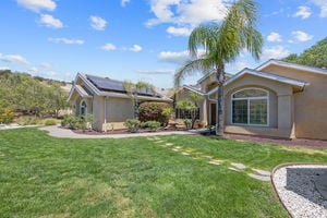 30902 Carmen Dr Santa Clarita-print-014-044-B1A7179-3000x2001-300dpi