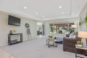 30902 Carmen Dr Santa Clarita-print-018-003-B1A7047-3000x2001-300dpi