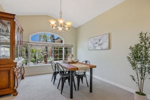 30902 Carmen Dr Santa Clarita-print-023-051-B1A7062-3000x2001-300dpi