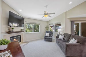 30902 Carmen Dr Santa Clarita-print-028-016-B1A7078-3000x2001-300dpi