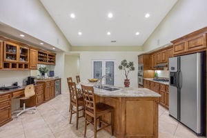 30902 Carmen Dr Santa Clarita-print-030-013-B1A7083-3000x2001-300dpi