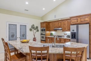 30902 Carmen Dr Santa Clarita-print-034-045-B1A7093-3000x2001-300dpi