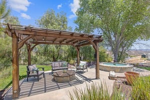 30902 Carmen Dr Santa Clarita-print-049-061-B1A7145-3000x2001-300dpi