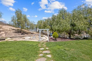 30902 Carmen Dr Santa Clarita-print-051-005-B1A7149-3000x2001-300dpi