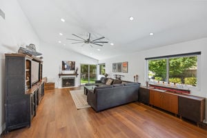 22922 Magnolia Glen Dr-large-005-002-B1A2884-1500x1000-72dpi