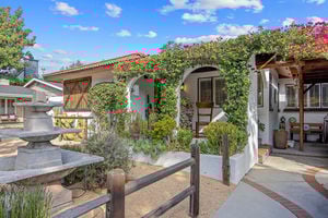 10441 Bloomfield St Los-large-003-001-B1A4412-1500x1000-72dpi