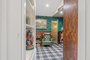 10441 Bloomfield St Los-large-020-052-B1A4465-1500x1000-72dpi