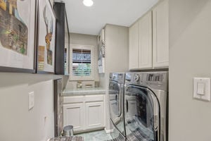 10441 Bloomfield St Los-large-022-059-B1A4470-1500x1000-72dpi