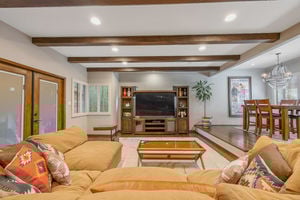 10441 Bloomfield St Los-large-030-062-B1A4492-1500x1000-72dpi