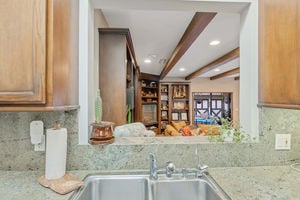10441 Bloomfield St Los-large-041-033-B1A4526-1500x1000-72dpi