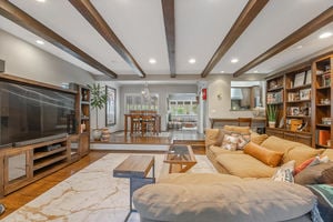 10441 Bloomfield St Los-large-046-039-B1A4539-1500x1000-72dpi