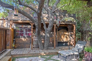10441 Bloomfield St Los-large-055-053-B1A4564-1500x1000-72dpi