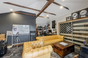 10441 Bloomfield St Los-large-060-007-B1A4583-1500x1000-72dpi