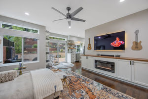 133 Concerto Dr Oak Park CA-print-010-006-B1A6446-3000x2001-300dpi