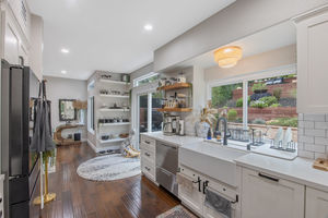 133 Concerto Dr Oak Park CA-print-021-025-B1A6476-3000x2001-300dpi