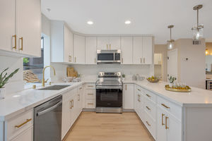 4600 Va Dolce Unit 206 Marina-print-020-027-B1A0055-3000x2001-300dpi